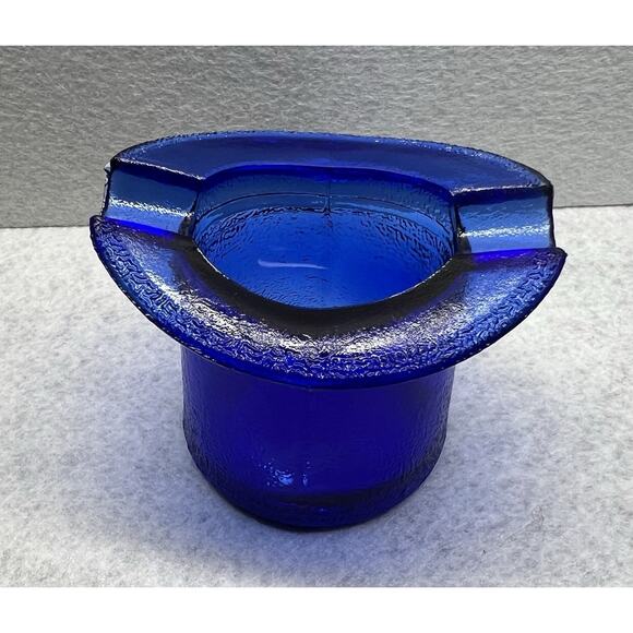 Vintage 1940’s-50’s Lowell Hand Cream/Deodorant Cobalt Blue Top‎ Hat Ashtray - Picture 1 of 8